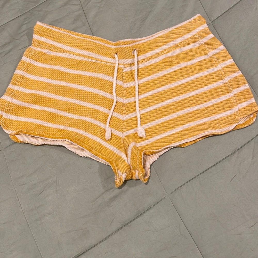 Yellow and white striped shorts - Picture 1 of 1